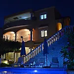 Apartment Ra